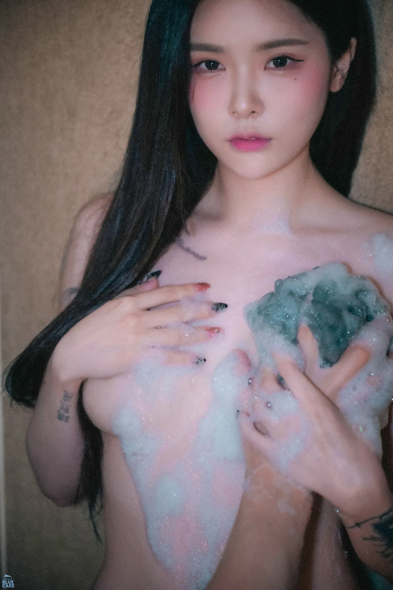 3976-bluecakehikari-vol7outdoorsmnude111p