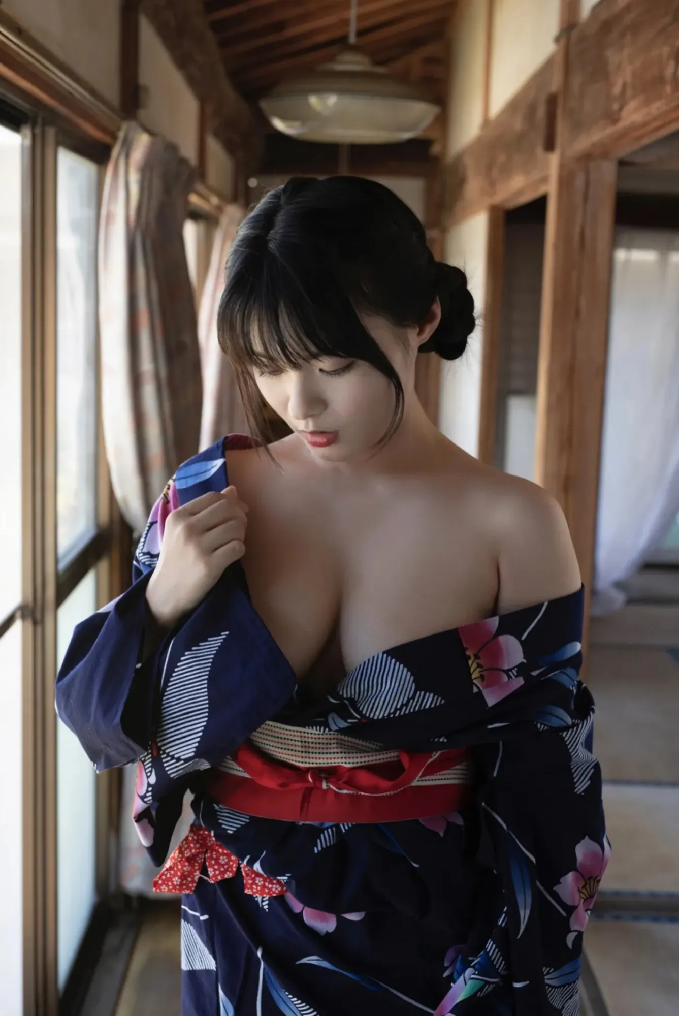5422-xingmingmeijinji-yuyituo33p