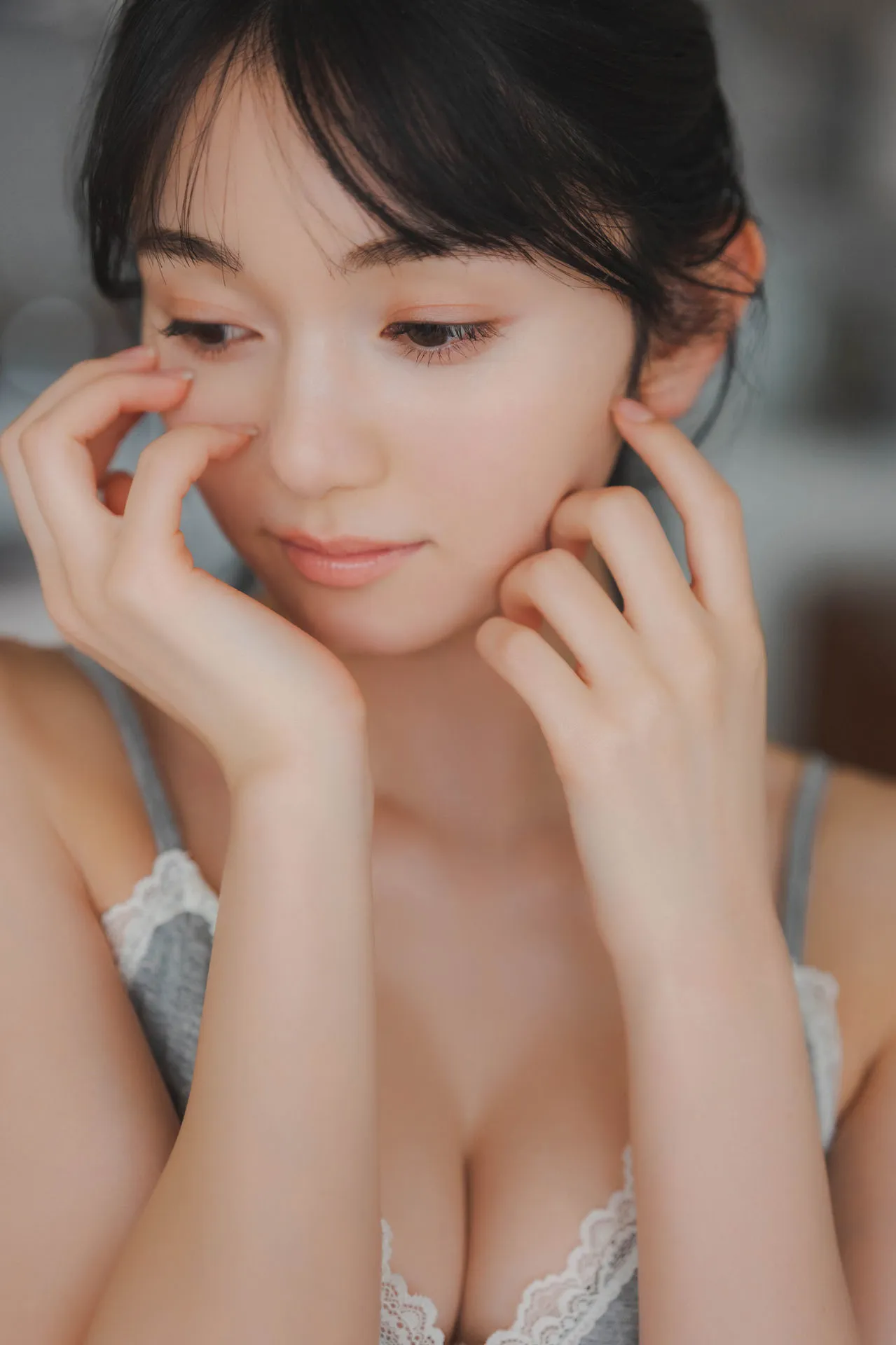 5720-xiongzefenghuayinghuameijiefangxingganshencaimeiru17p